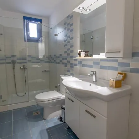 Anthemion Paros - & *