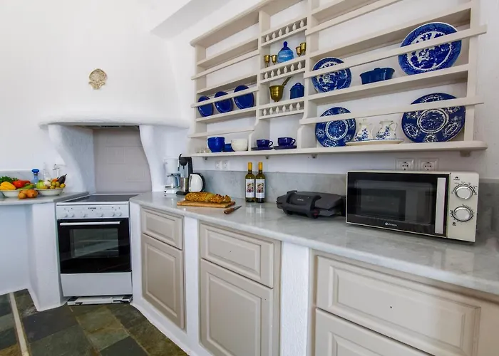 Anthemion Paros - & *