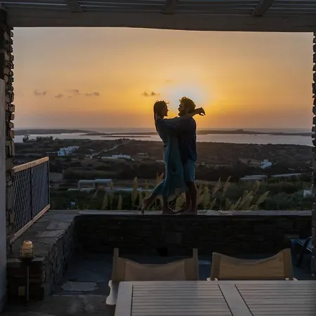 Anthemion Paros - & *